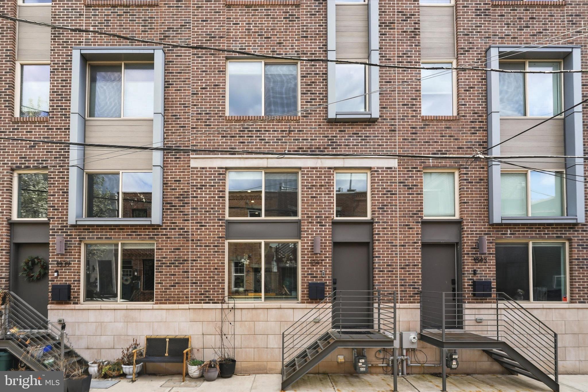 1341 S GARNET STREET