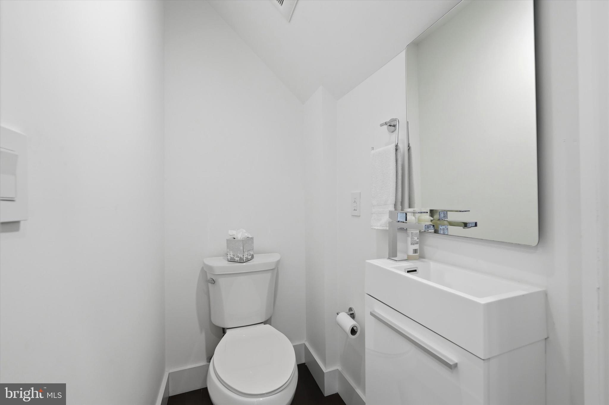 POINT BREEZE - Residential