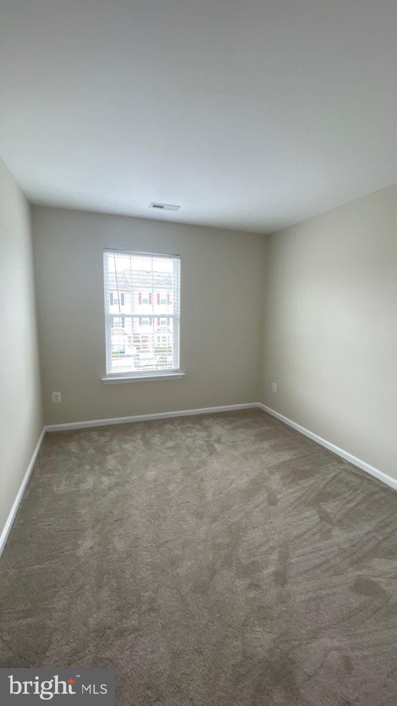 RESERVOIR RIDGE - Residential Lease