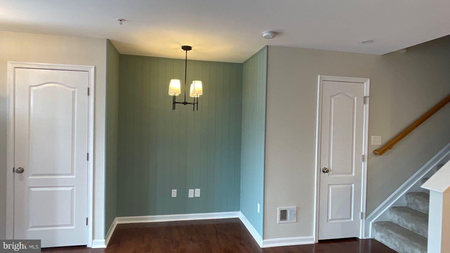 RESERVOIR RIDGE - Residential Lease