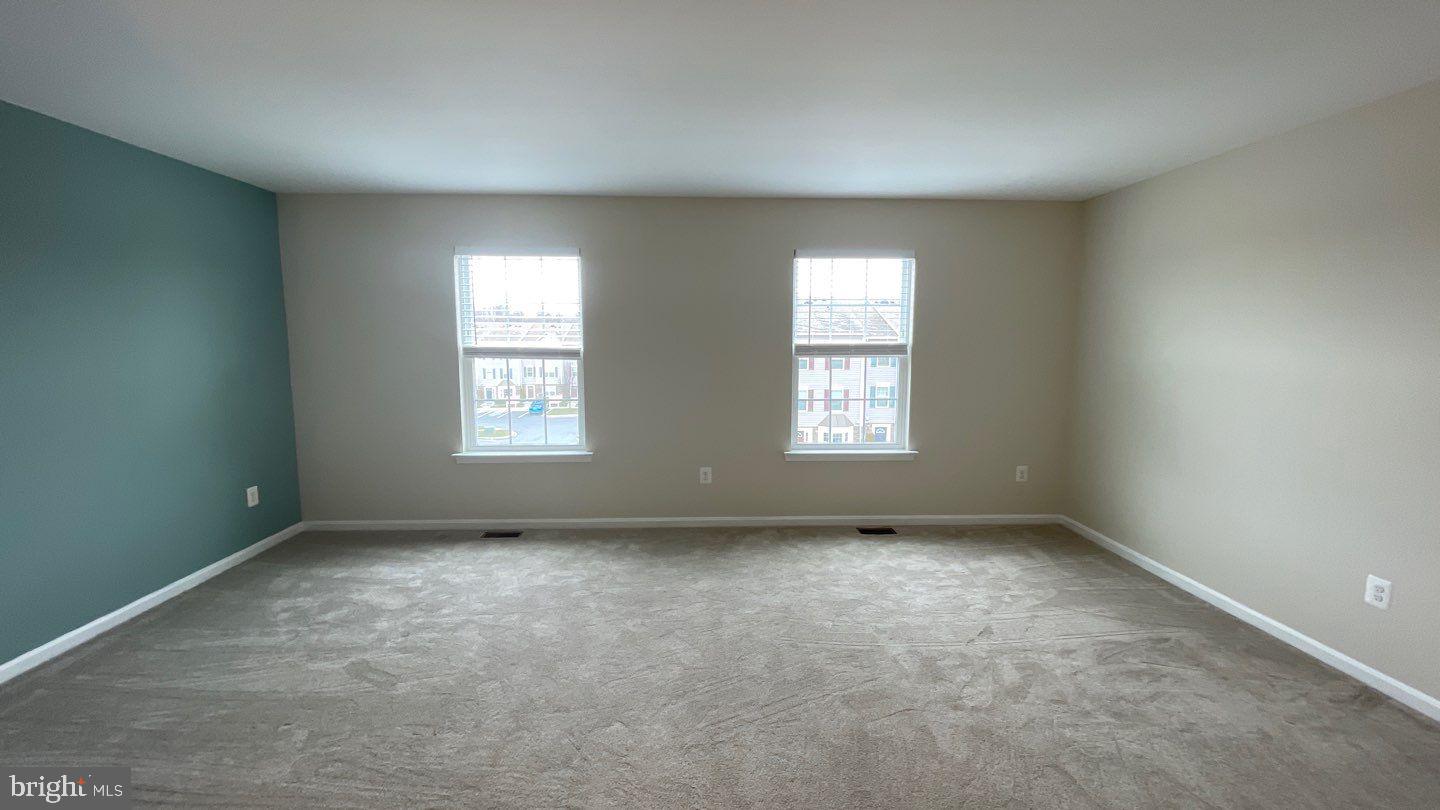 RESERVOIR RIDGE - Residential Lease