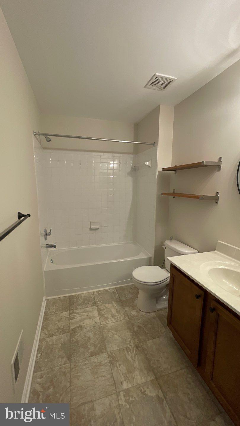 RESERVOIR RIDGE - Residential Lease