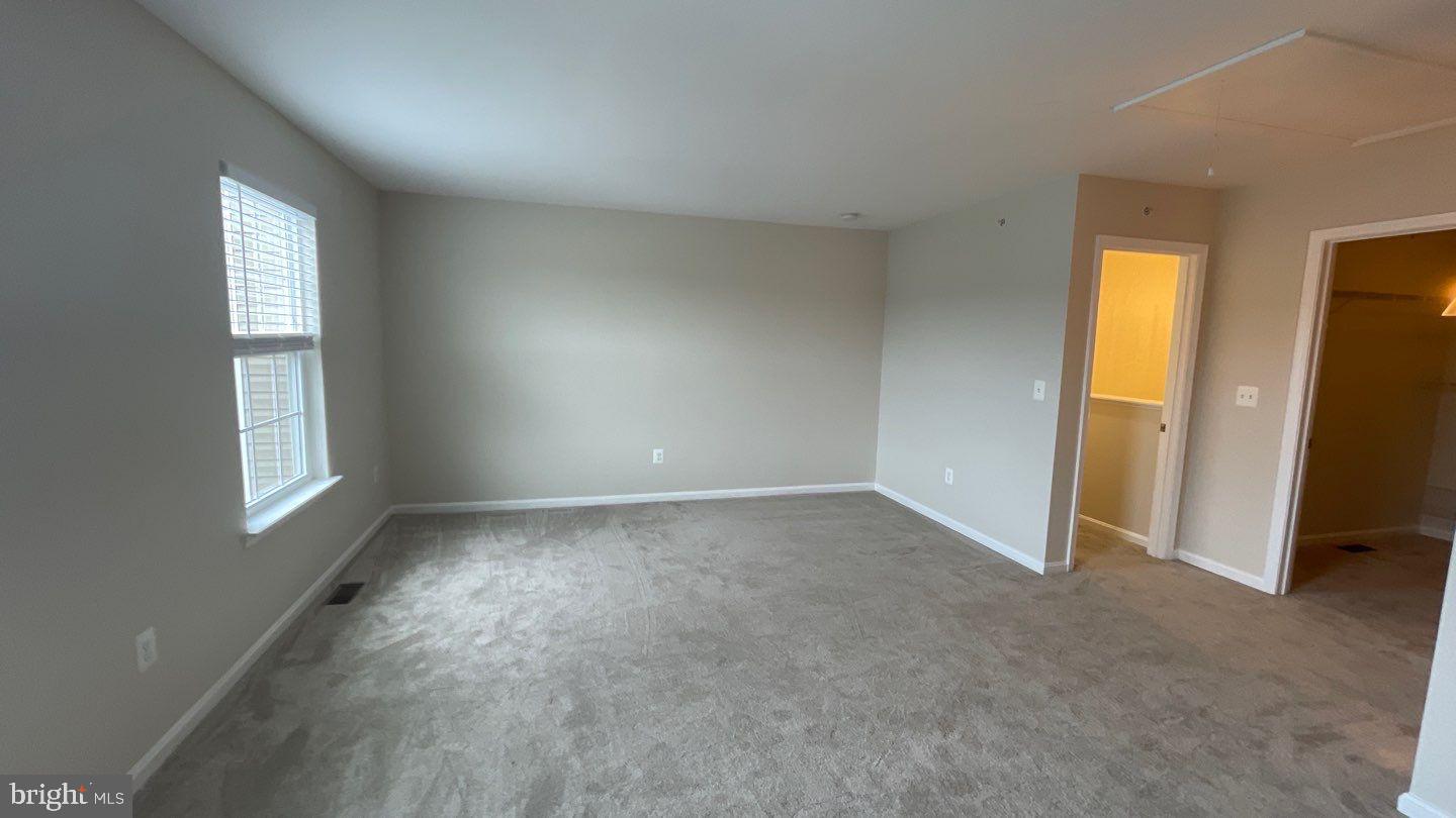 RESERVOIR RIDGE - Residential Lease