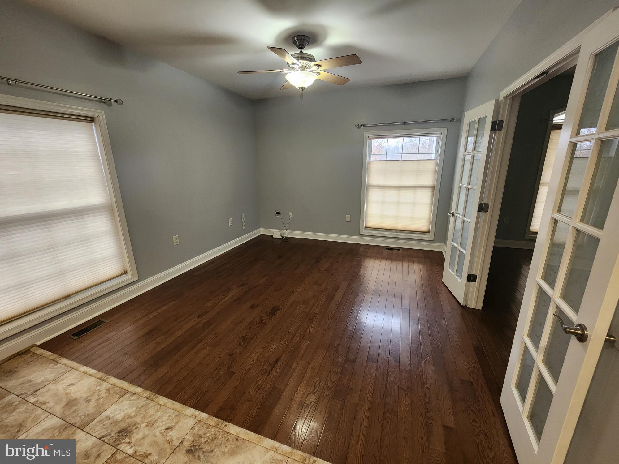 PEMBROKE GROVE - Residential