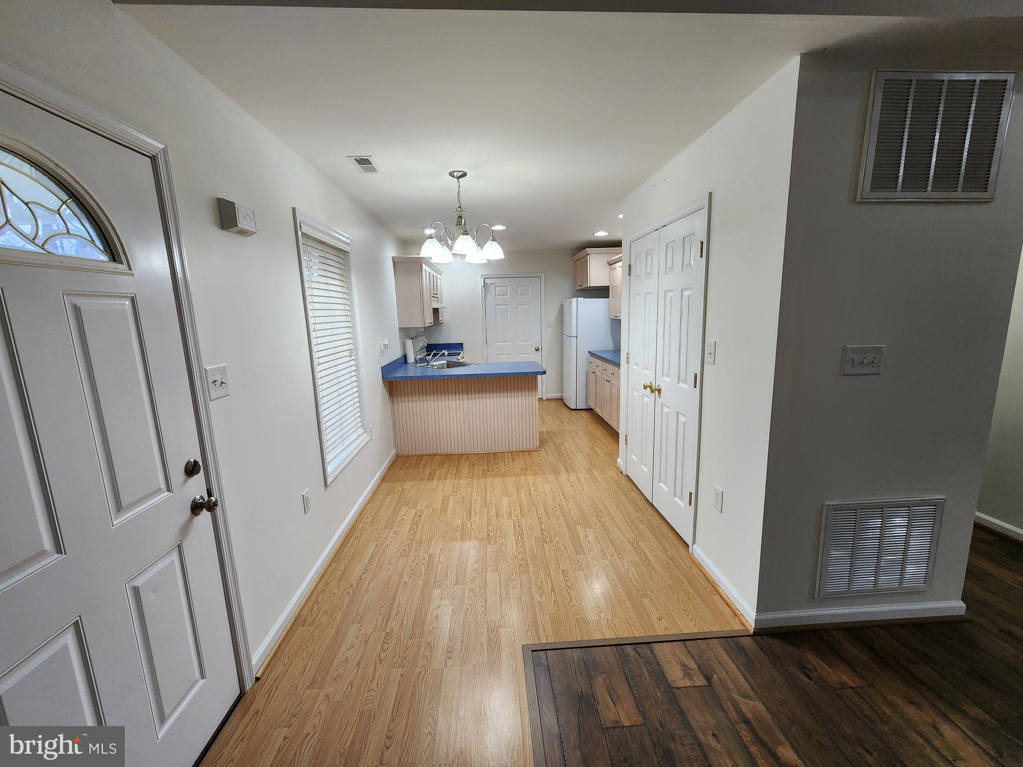 PEMBROKE GROVE - Residential