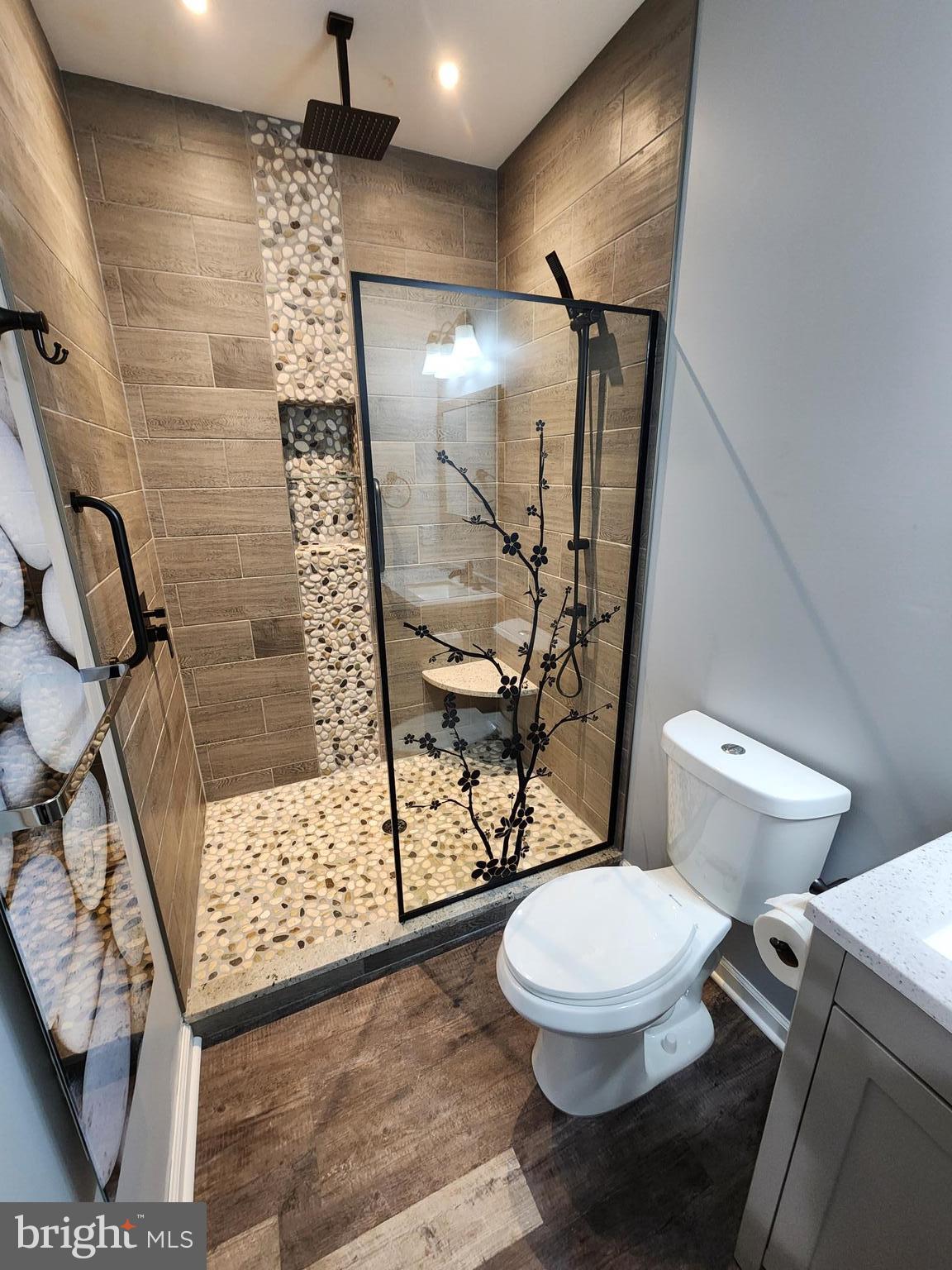 PEMBROKE GROVE - Residential