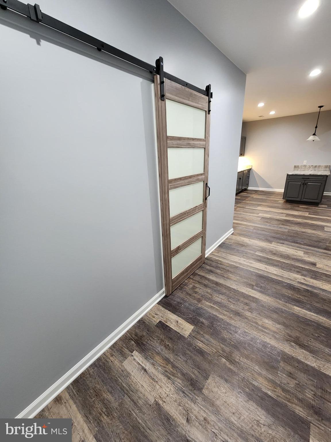 PEMBROKE GROVE - Residential