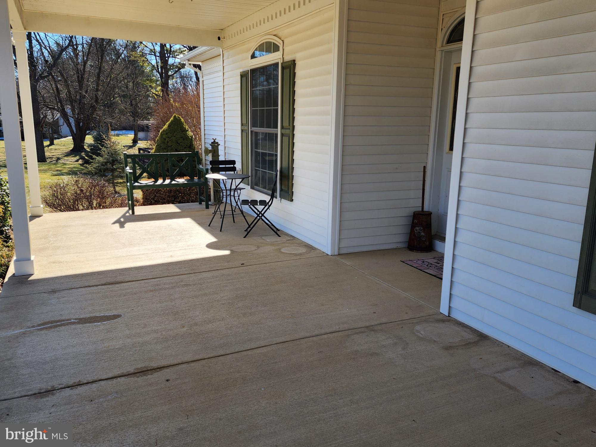 PEMBROKE GROVE - Residential