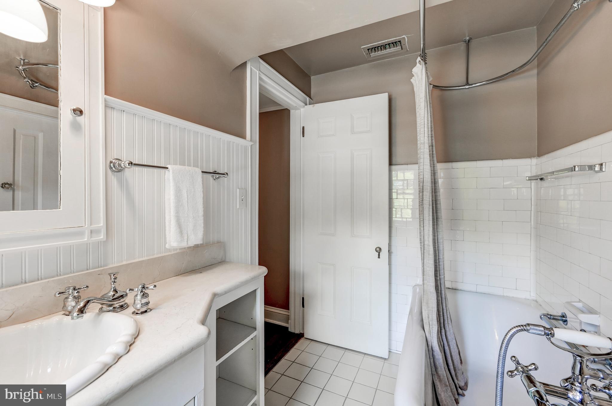 GUILFORD - Residential