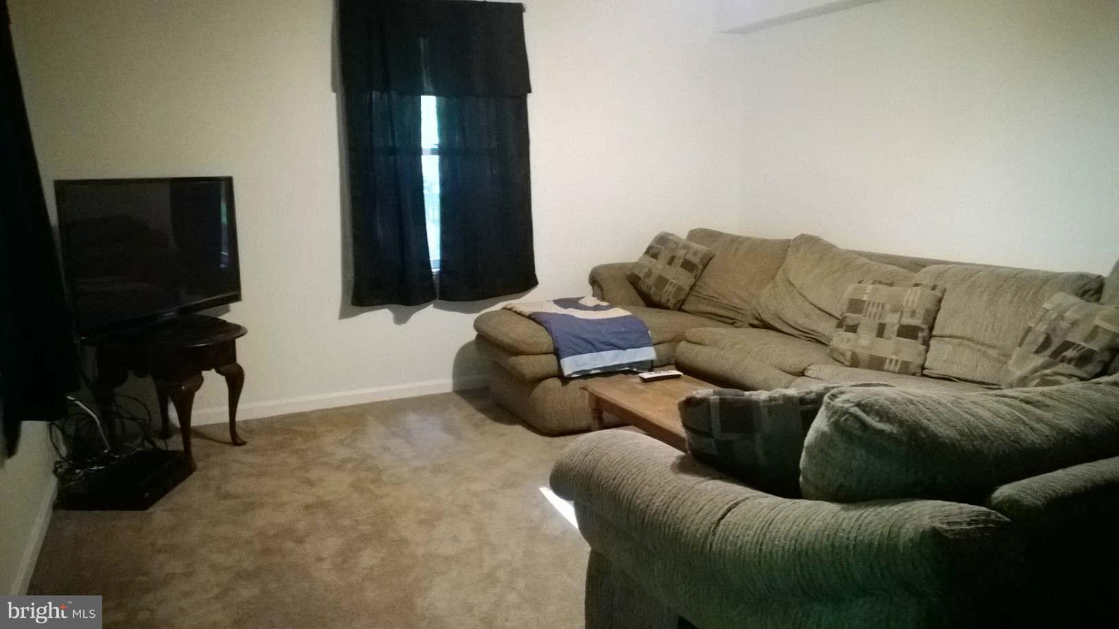 LAKE WILDERNESS - Residential