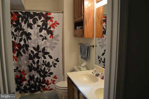 LAKE WILDERNESS - Residential