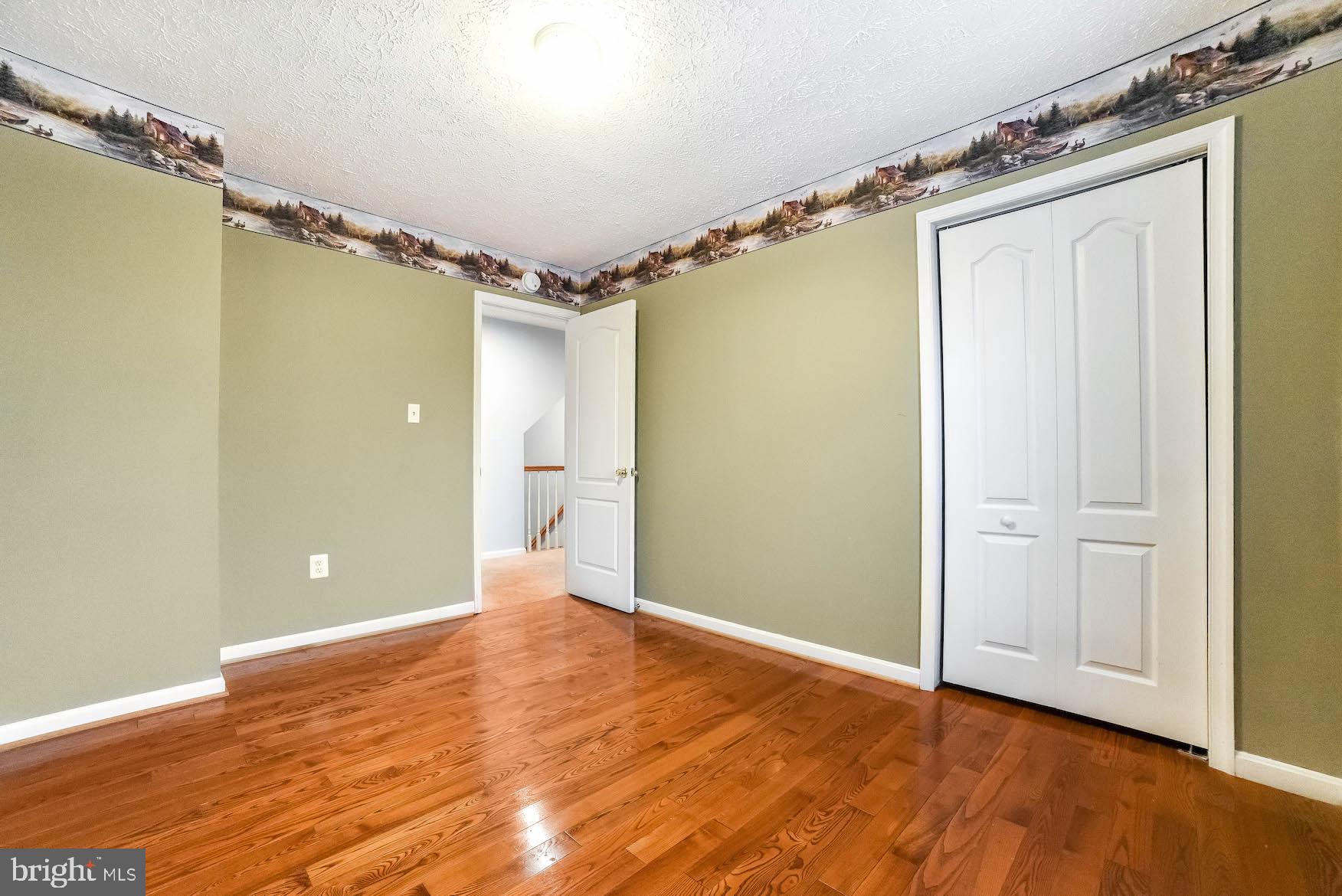 PICKETTS HARBOR - Residential