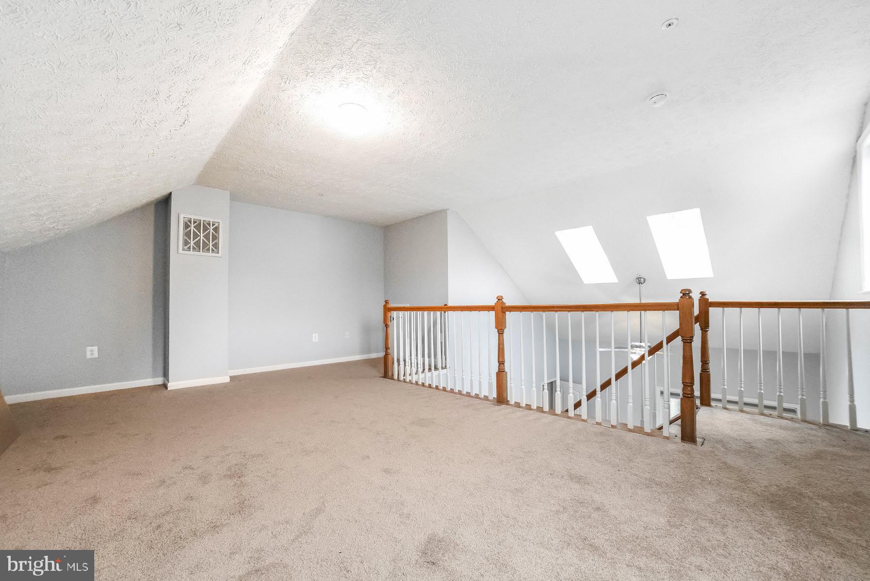 PICKETTS HARBOR - Residential