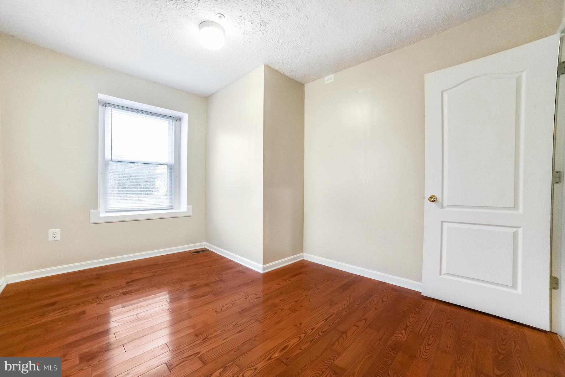 PICKETTS HARBOR - Residential