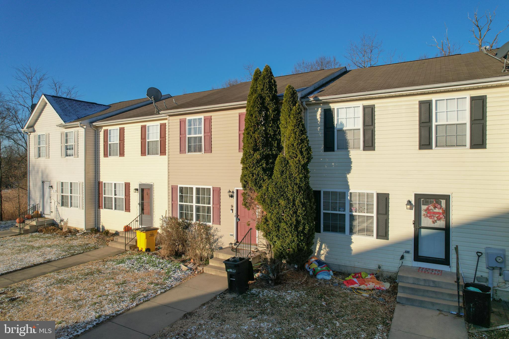 BUNKER HILL TOWNHOMES - Residential