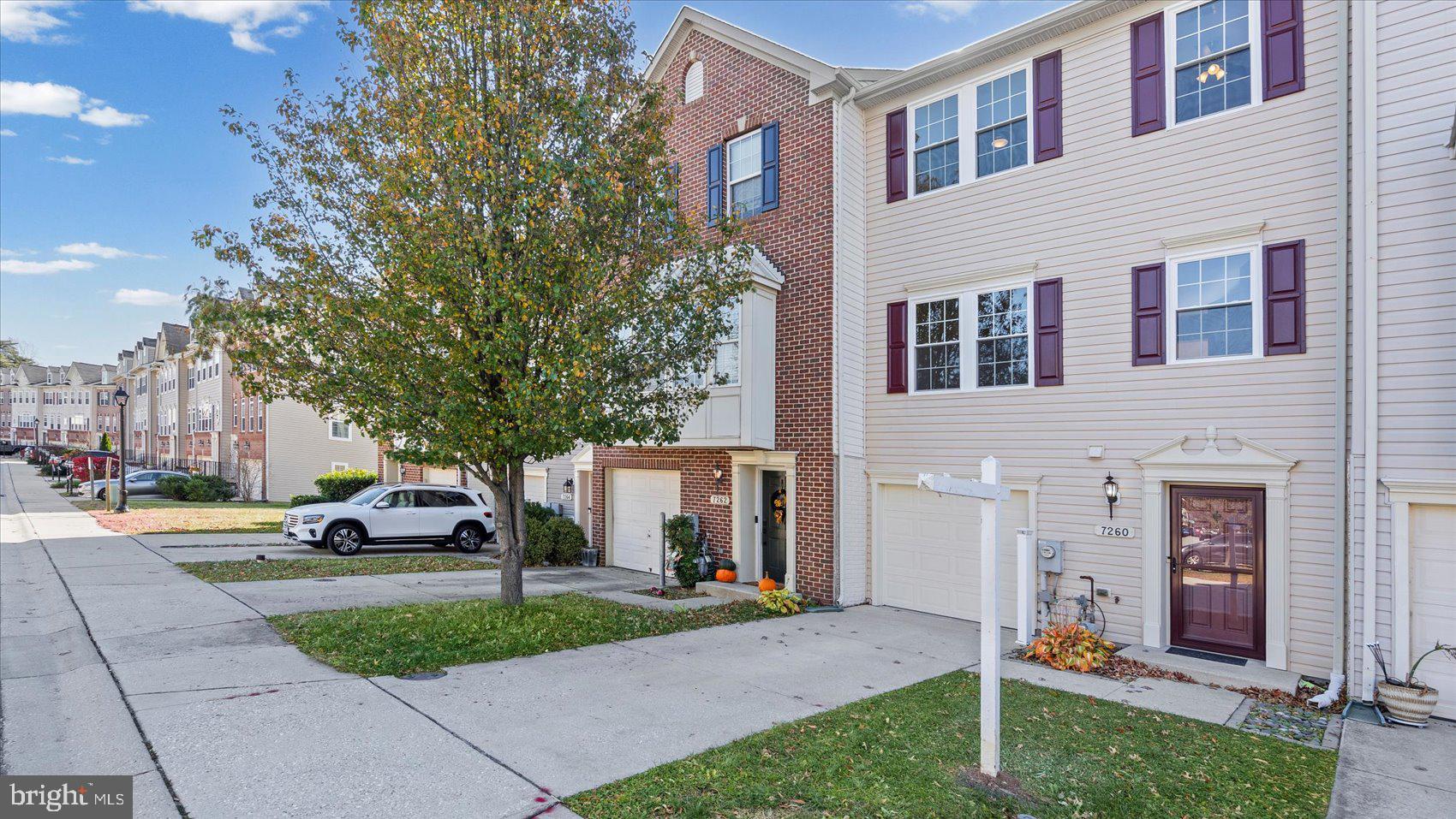 7260 MOCKINGBIRD CIRCLE