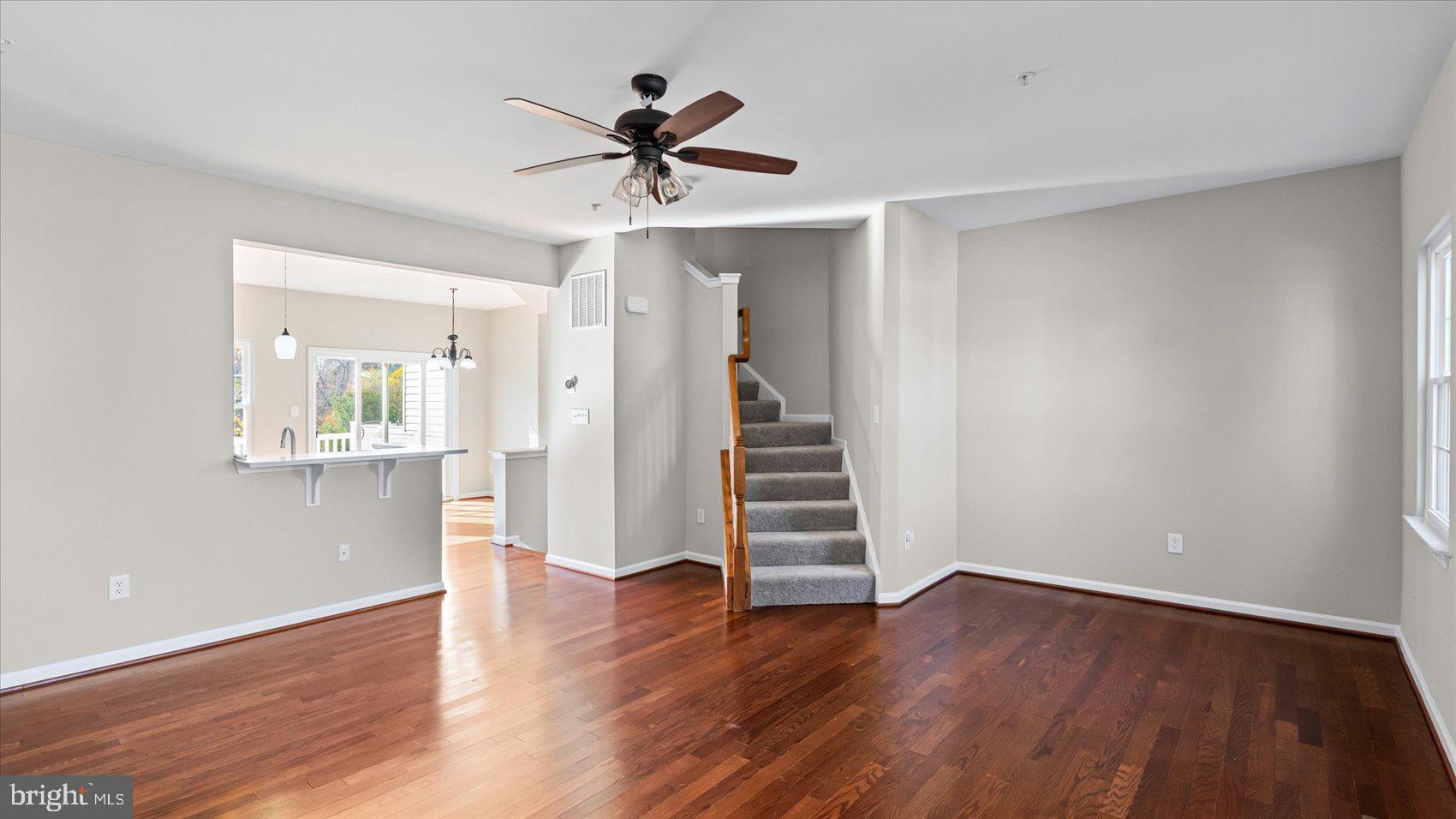 7260 MOCKINGBIRD CIRCLE