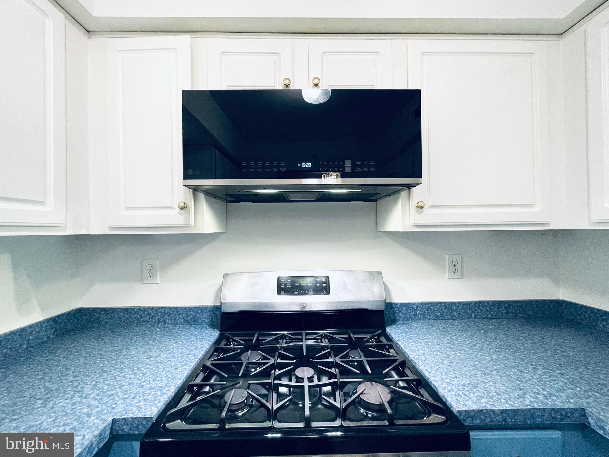 SWEET BRIAR - Residential Lease