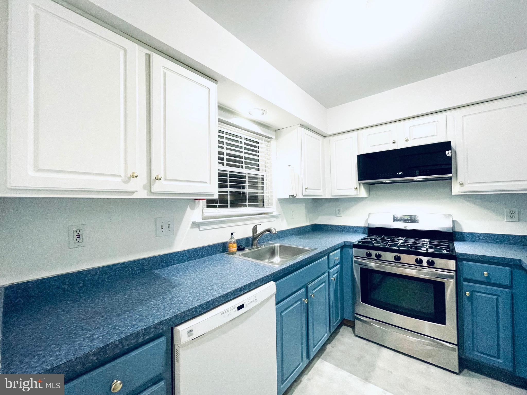 SWEET BRIAR - Residential Lease