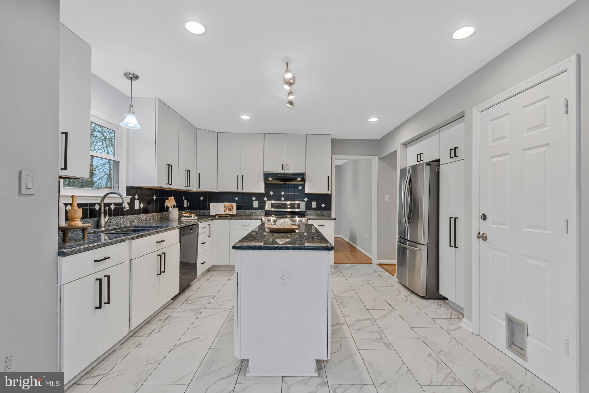 SENECA RIDGE - Residential