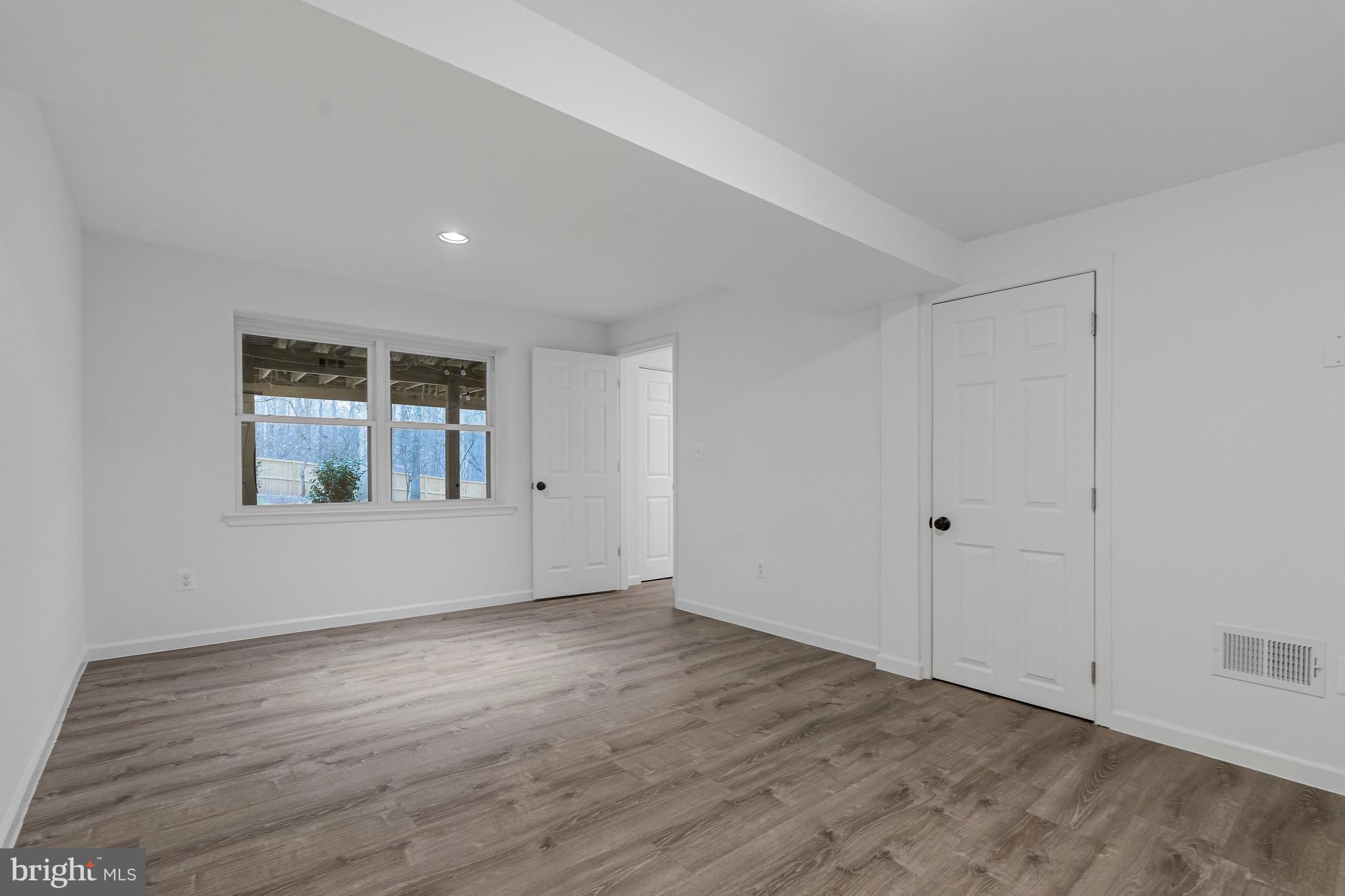 SENECA RIDGE - Residential