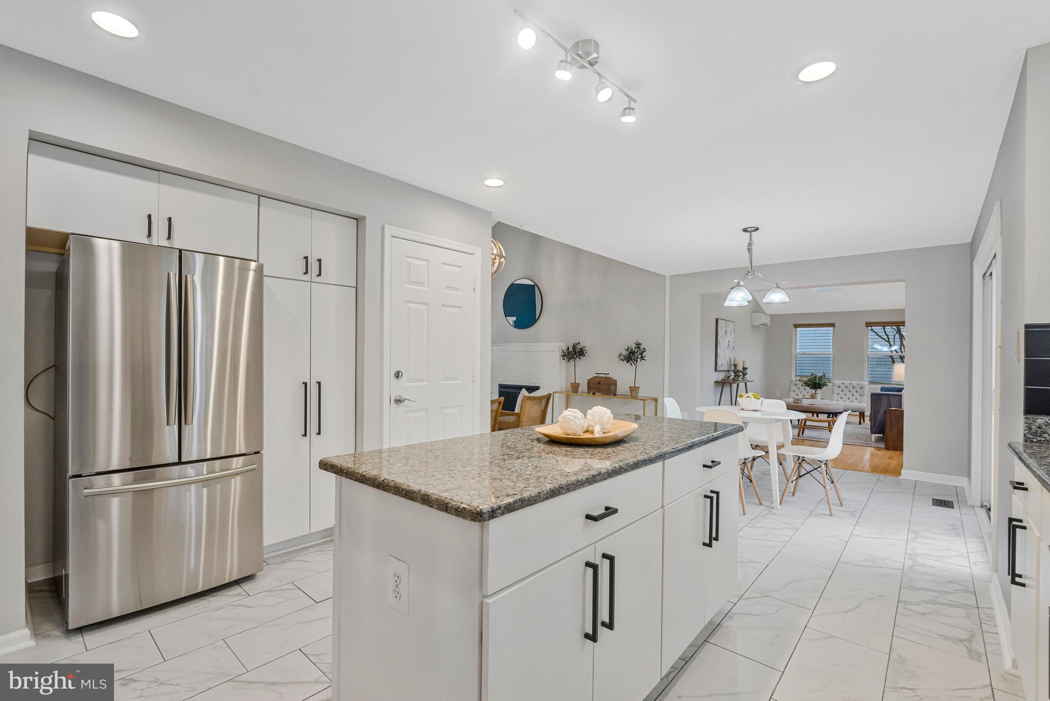 SENECA RIDGE - Residential