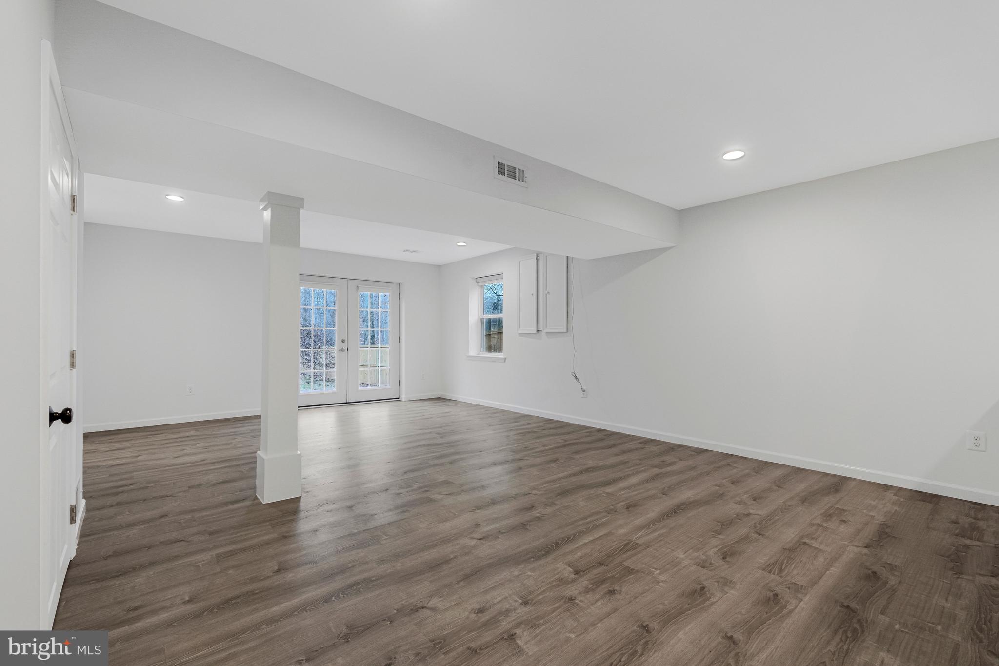 SENECA RIDGE - Residential