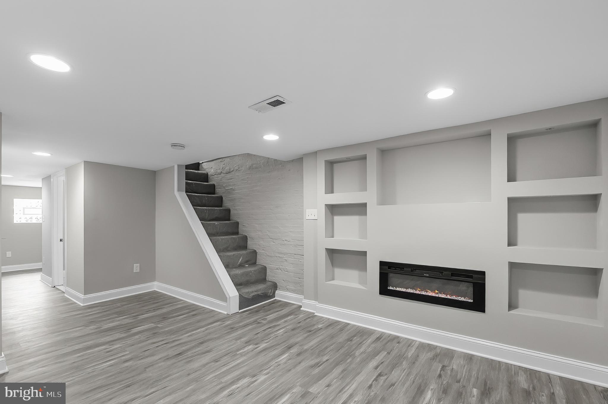 CLIFTON PARK - Residential