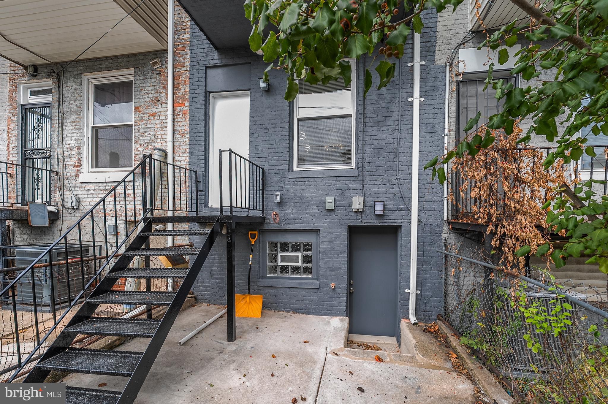 CLIFTON PARK - Residential
