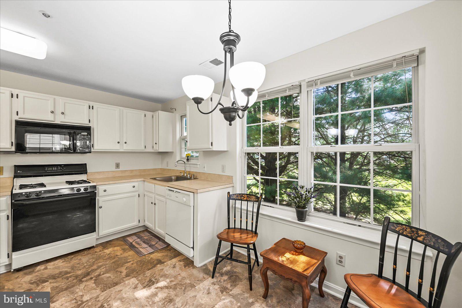 TAYLOR RIDGE - Residential