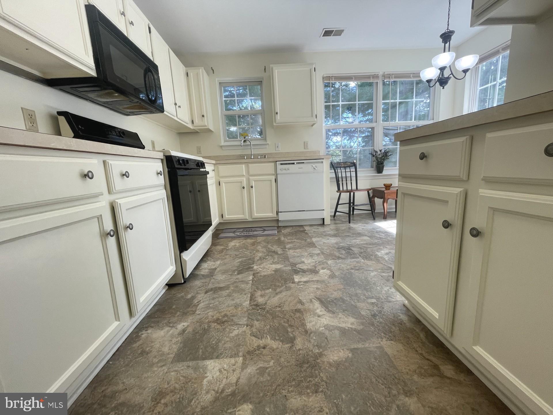 TAYLOR RIDGE - Residential