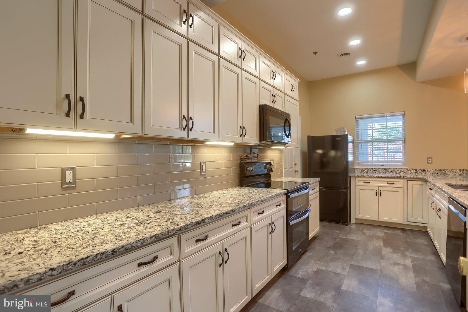 TAYLOR RIDGE - Residential