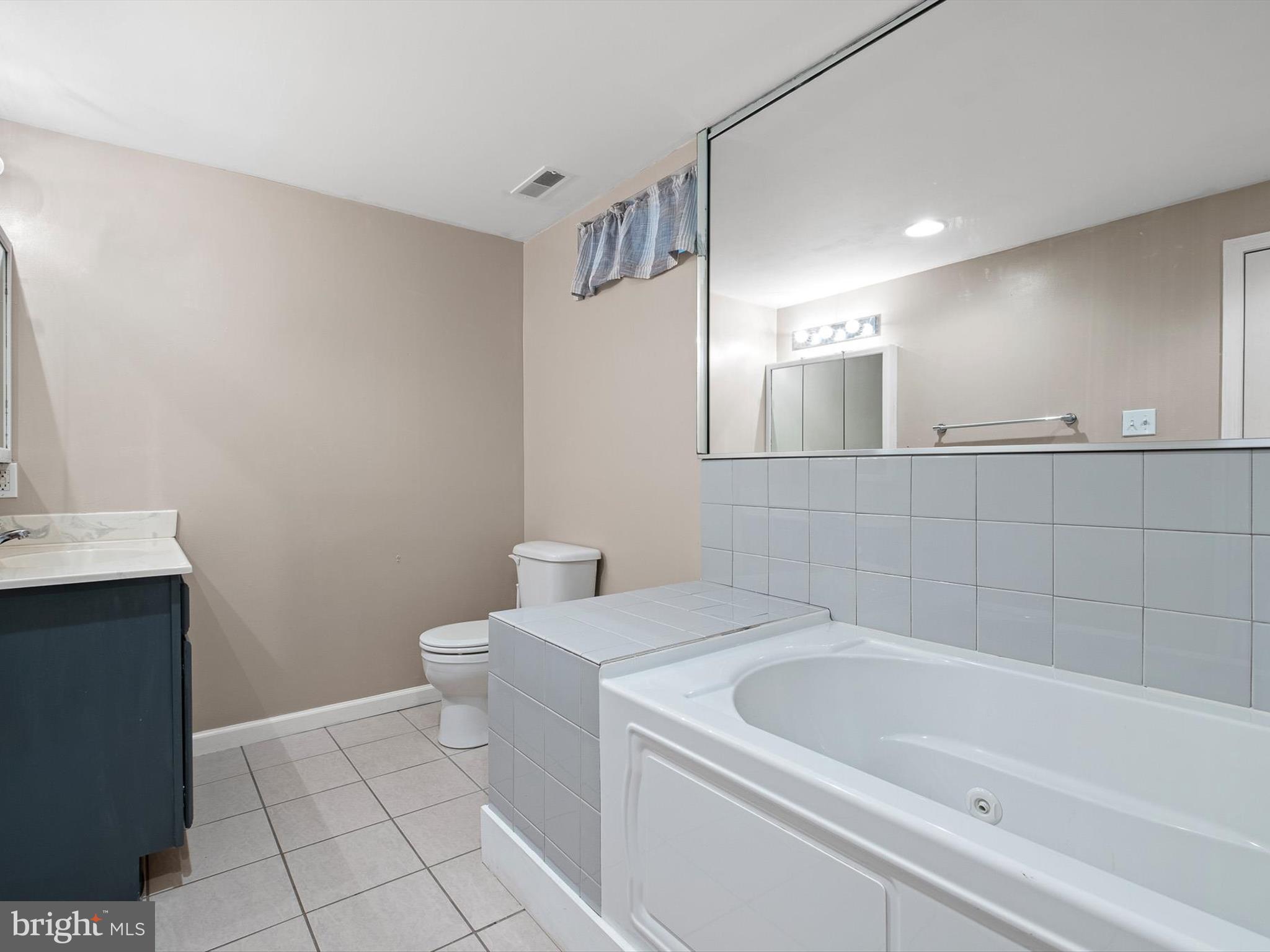 VILLAGE OF ELK RIDGE - Residential