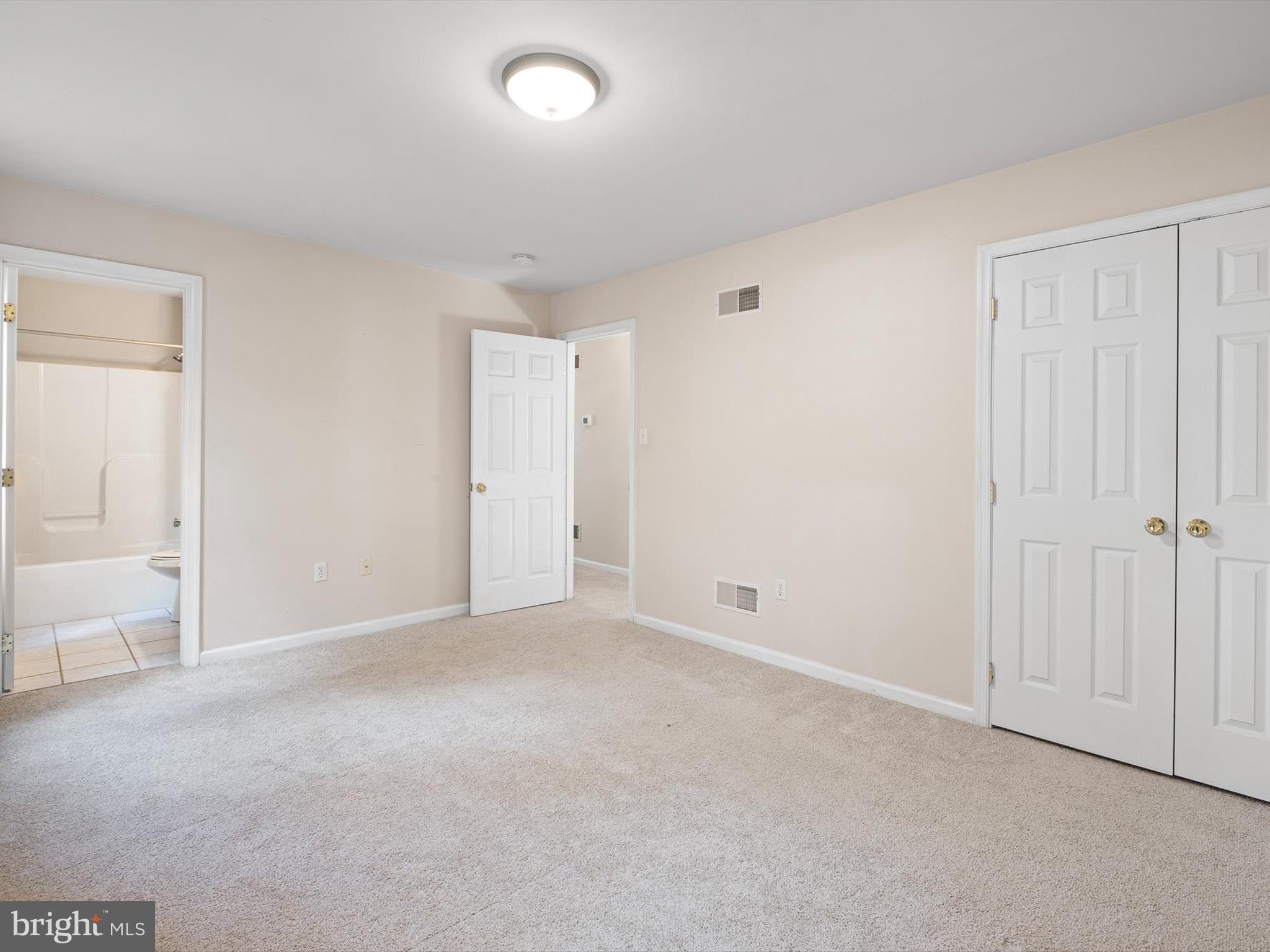 VILLAGE OF ELK RIDGE - Residential