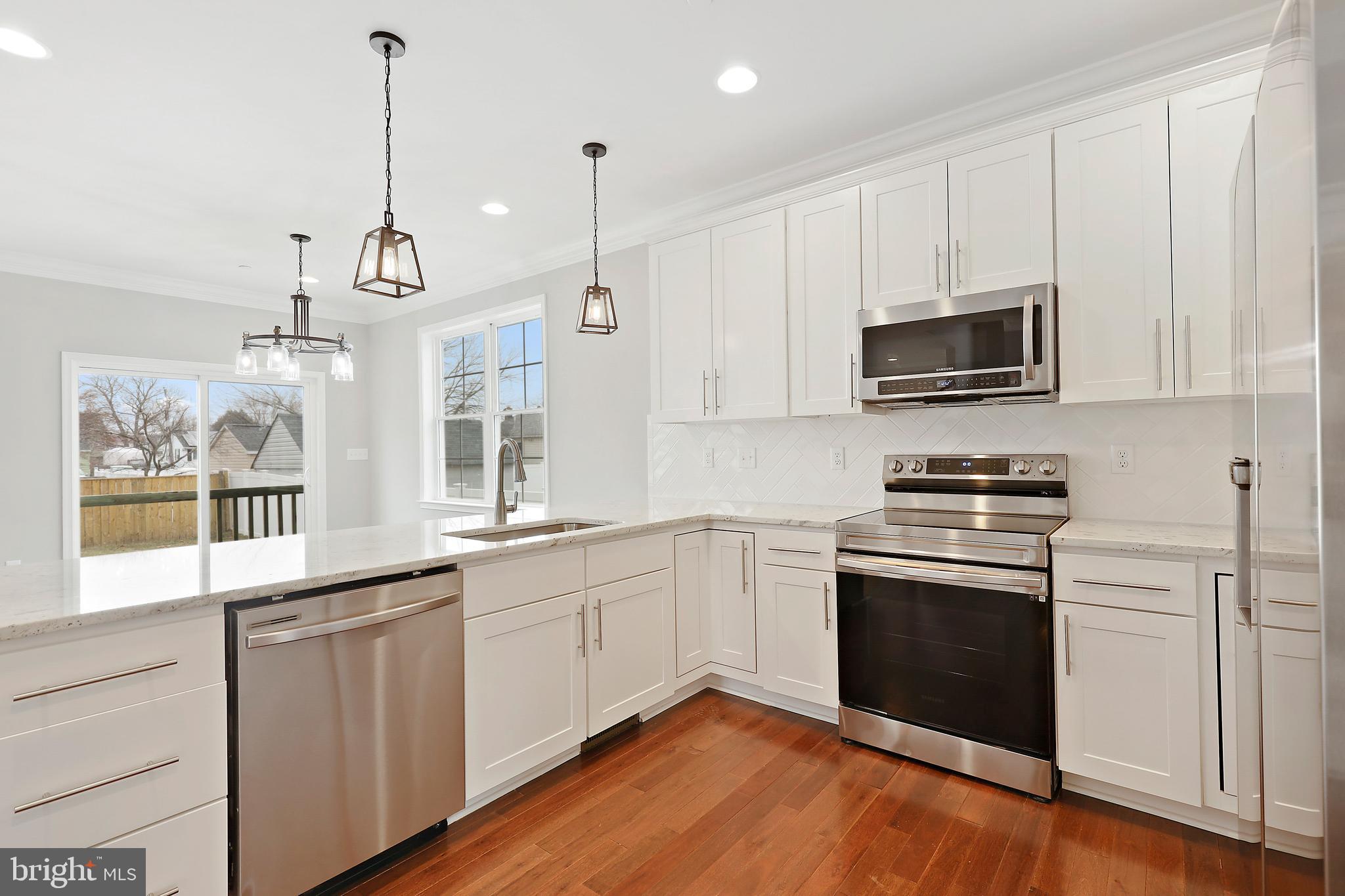 RIVIERA BEACH - Residential