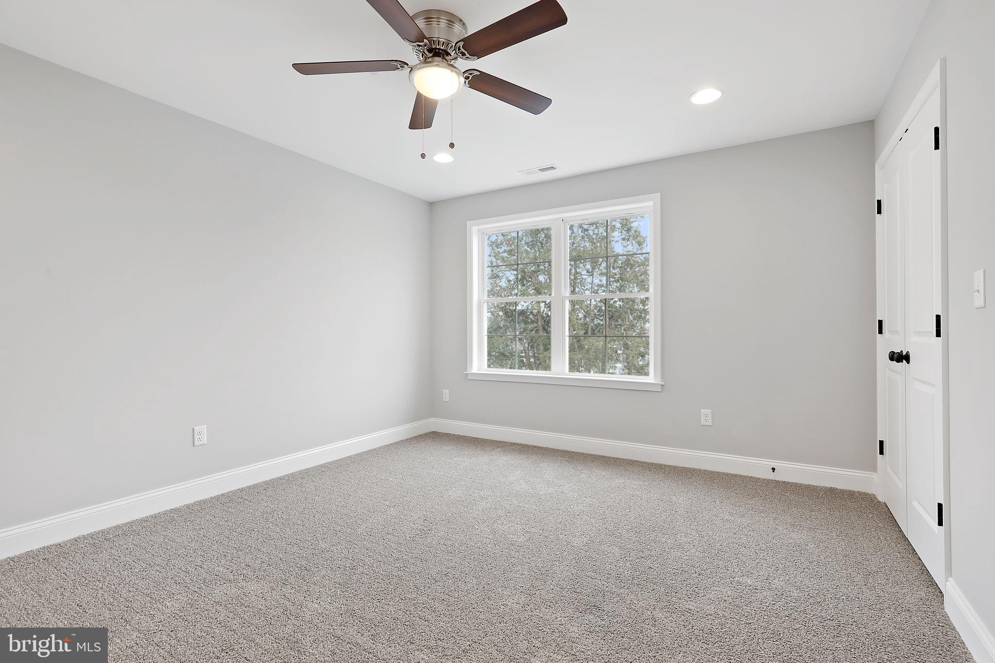 RIVIERA BEACH - Residential