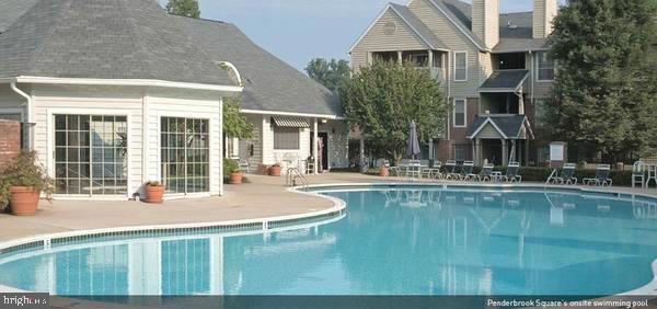 PENDERBROOK SQUARE CONDOMINIUMS - Residential Lease