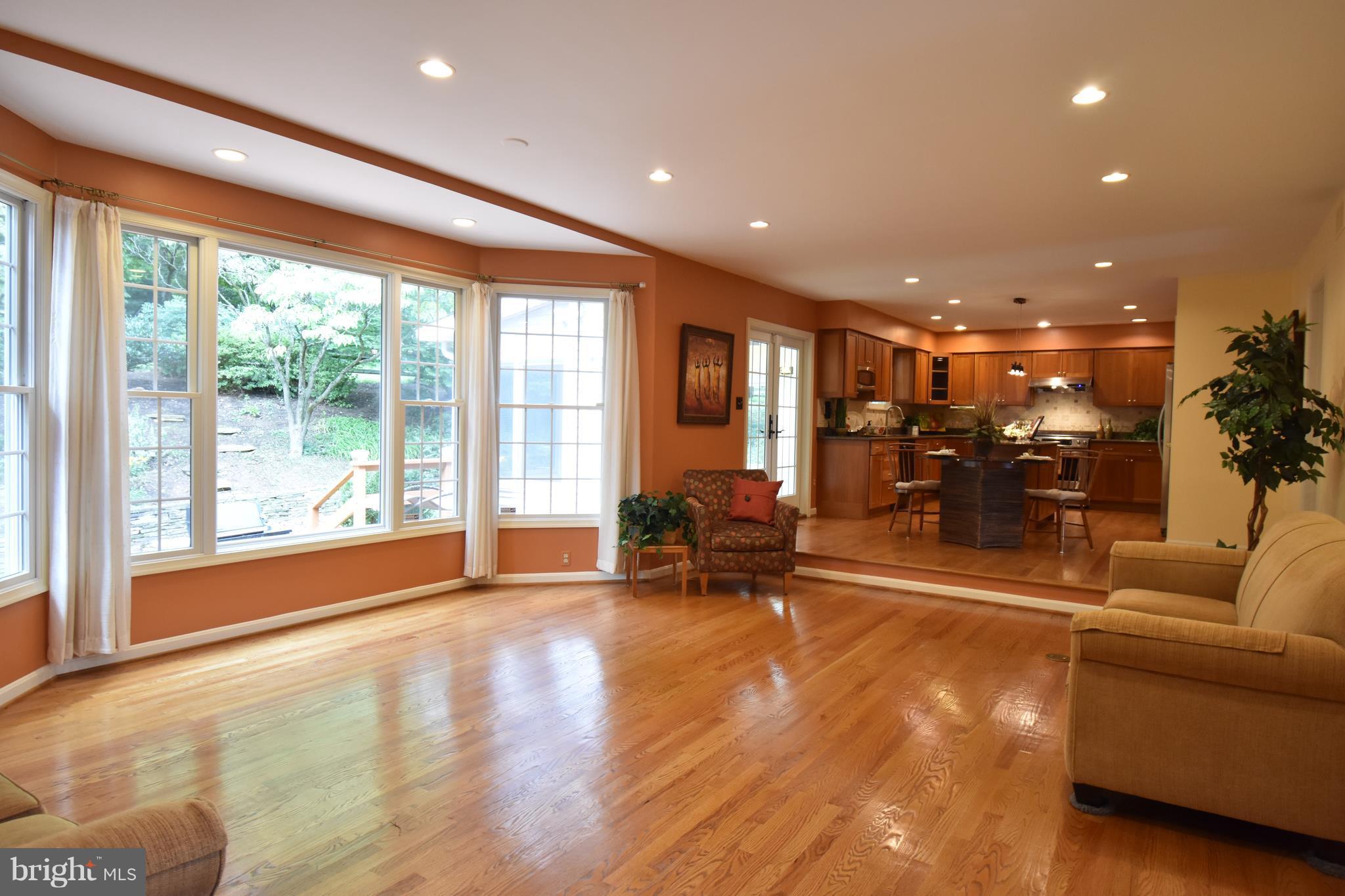 VALEWOOD AT HAMPTON GARDENS - Residential