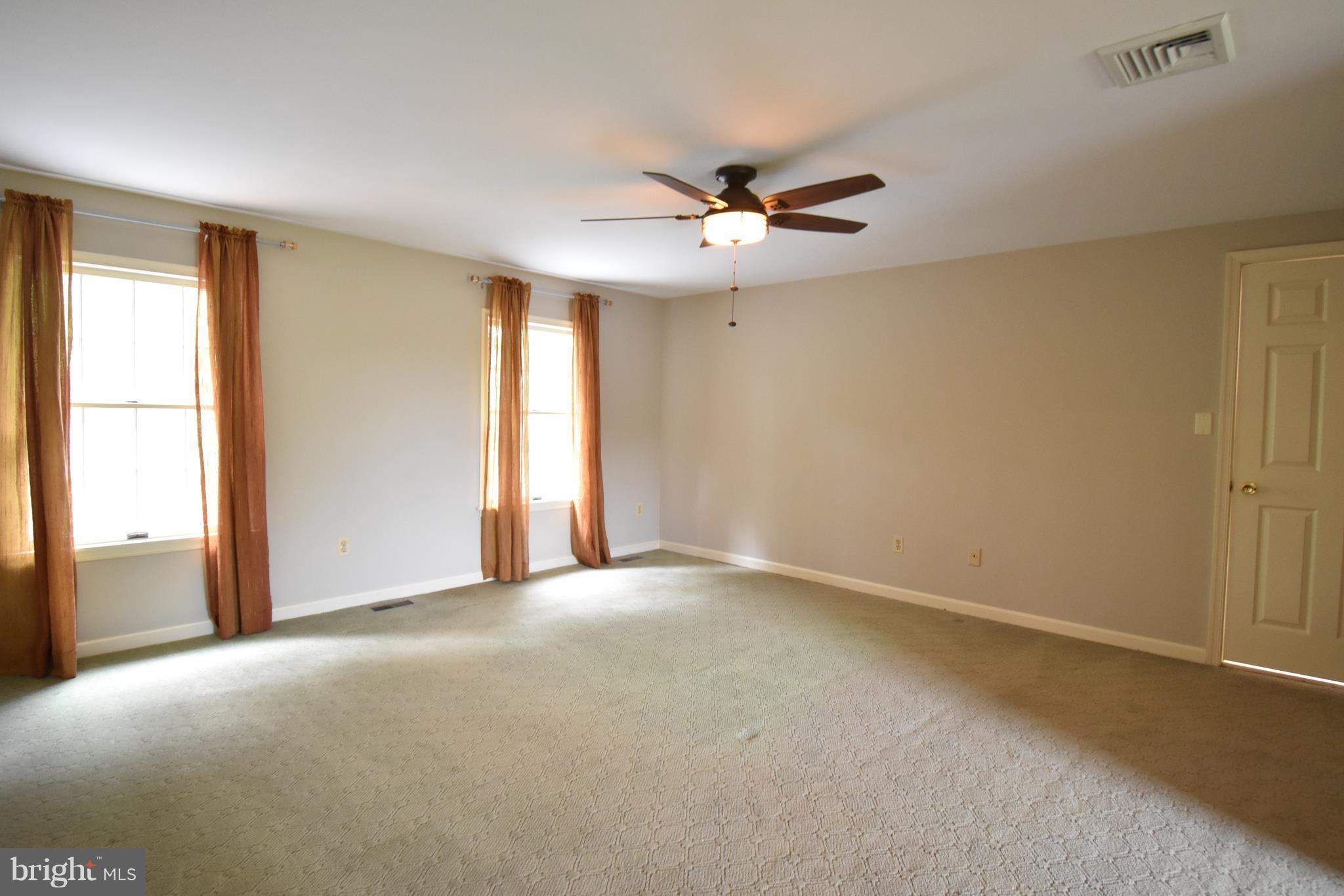 VALEWOOD AT HAMPTON GARDENS - Residential