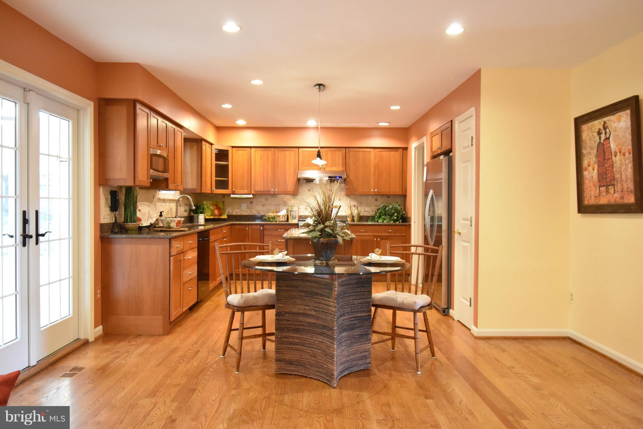 VALEWOOD AT HAMPTON GARDENS - Residential