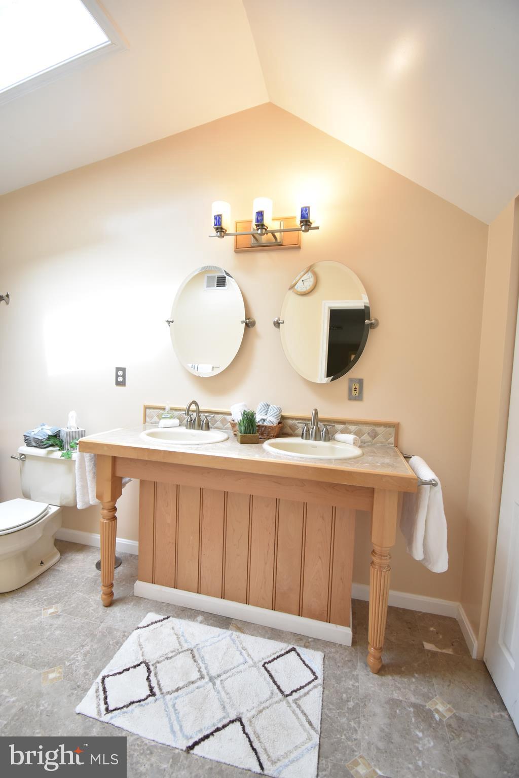 VALEWOOD AT HAMPTON GARDENS - Residential