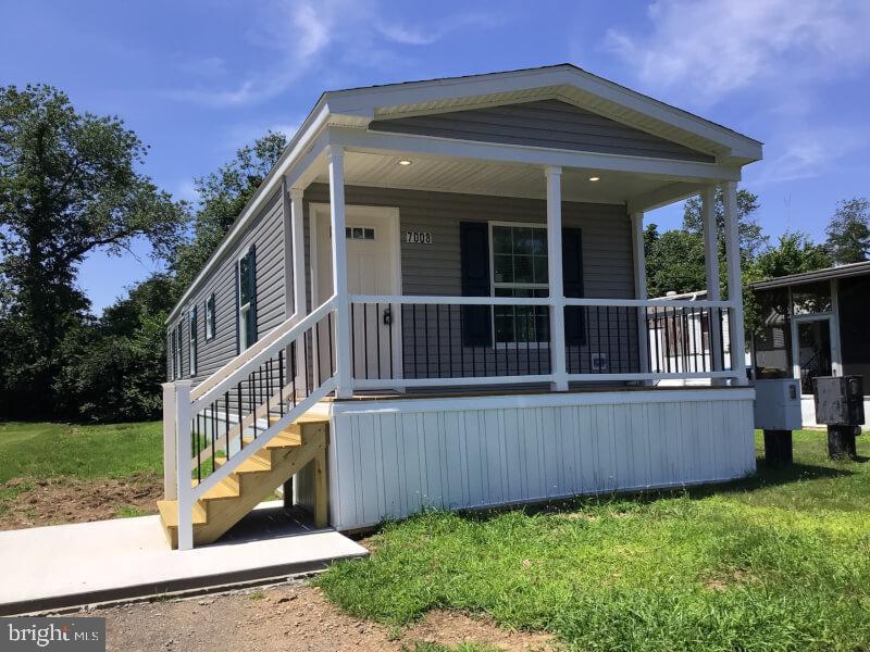 PENNWOOD CROSSING - Residential