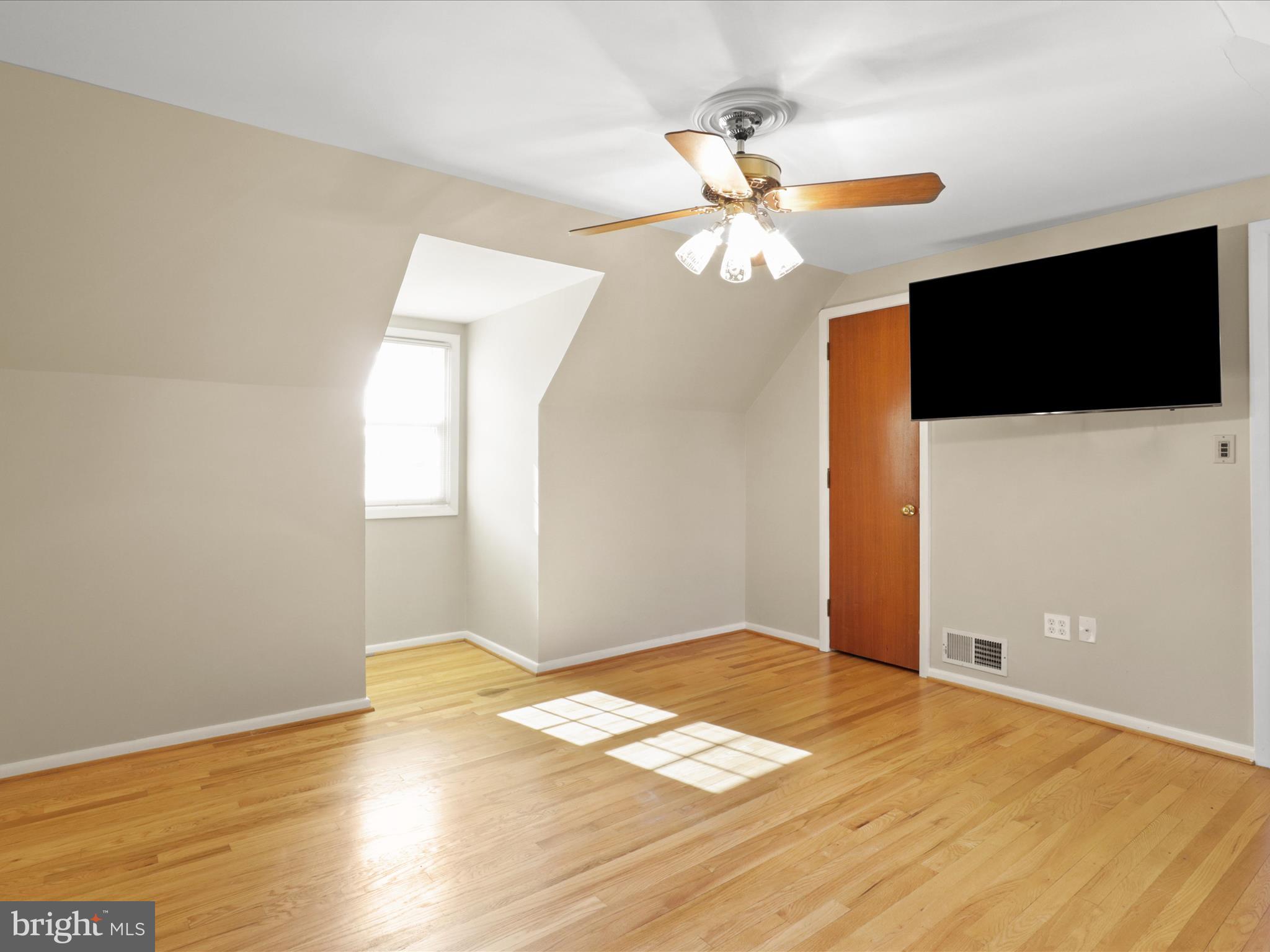 BURNT MILLS KNOLLS - Residential