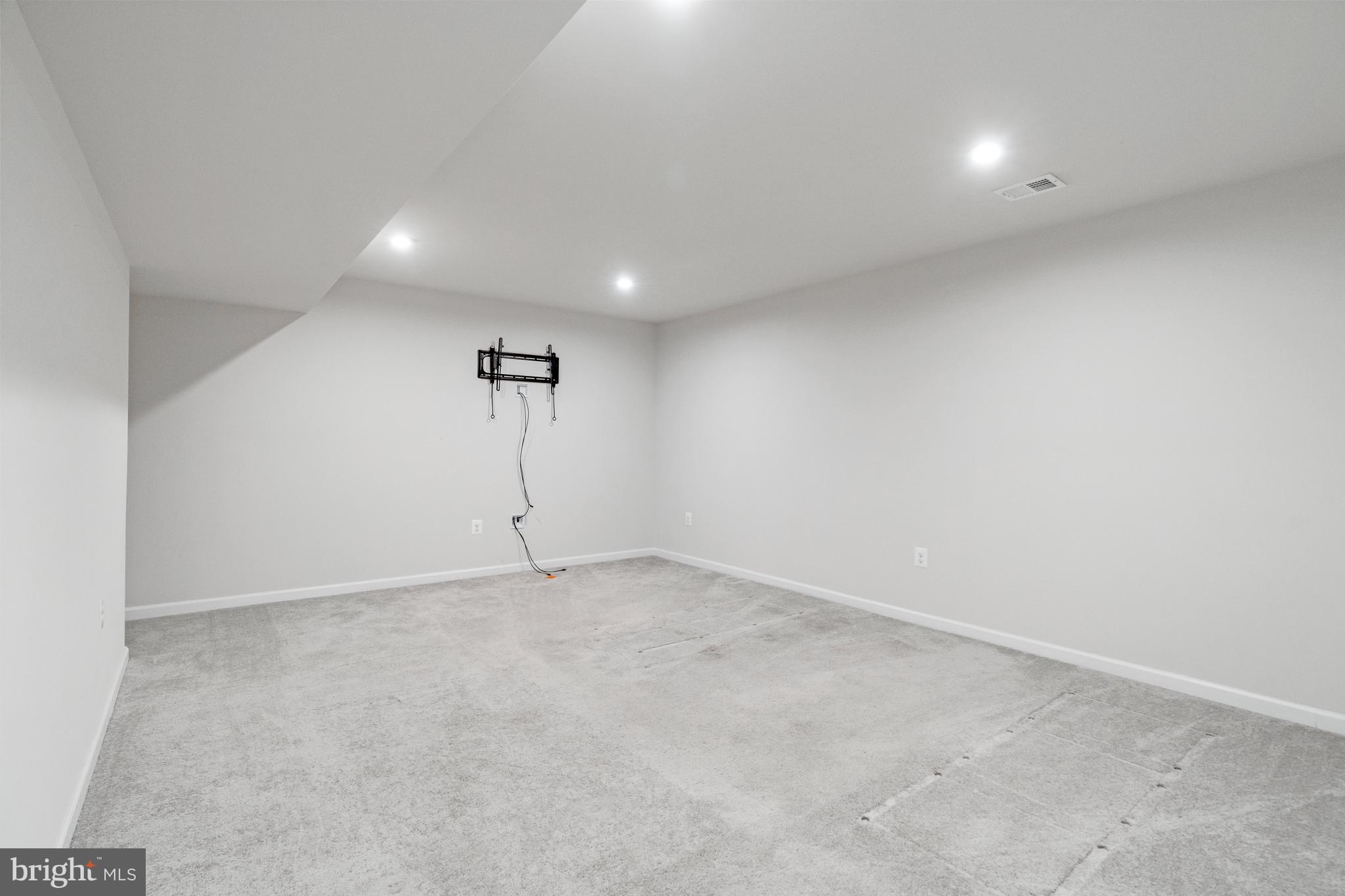 CHANCELLORSVILLE CROSSING - Residential