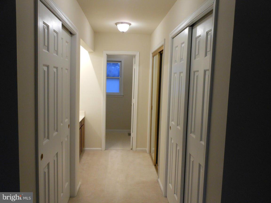 LAKE RIDGE - Residential Lease