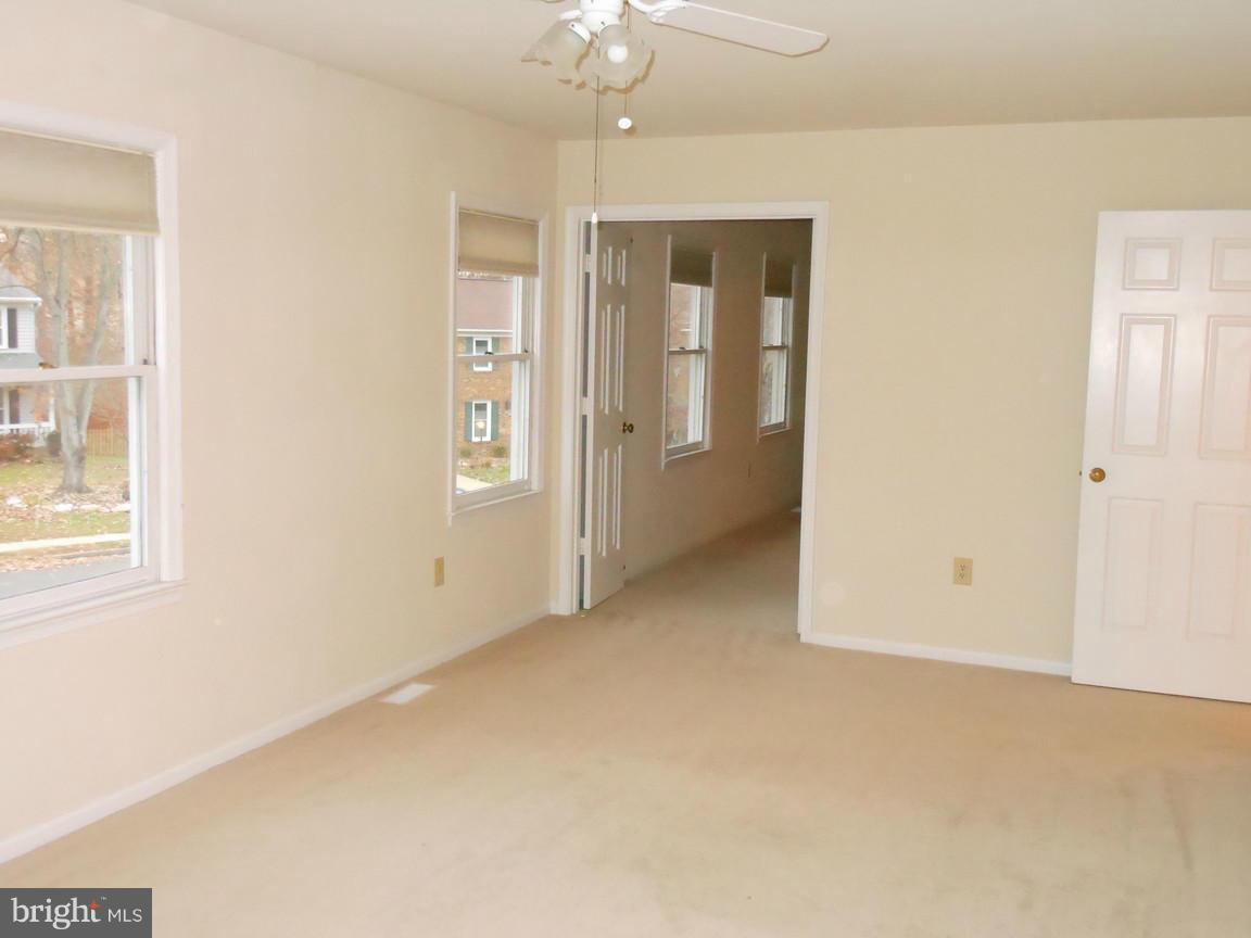 LAKE RIDGE - Residential Lease