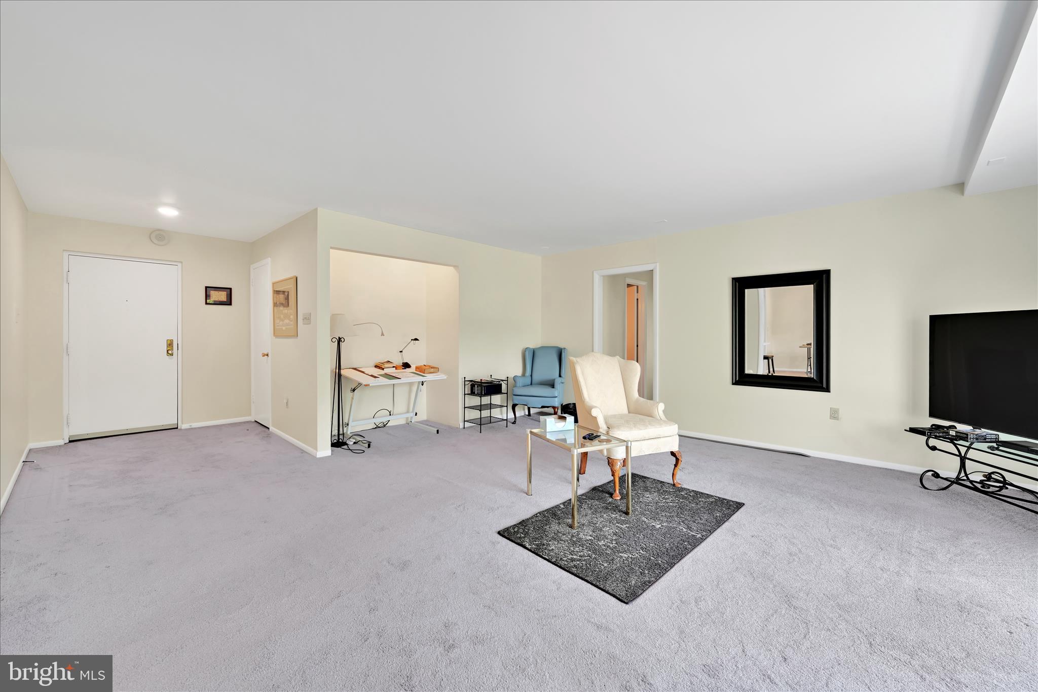 1375 PERSHING BOULEVARD 608