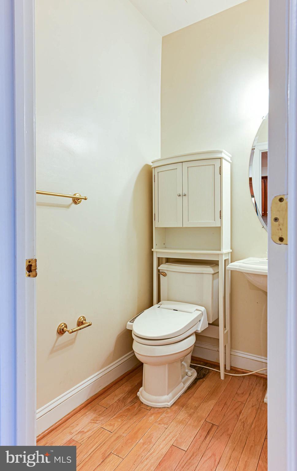 KING FARM WATKINS POND - Residential Lease