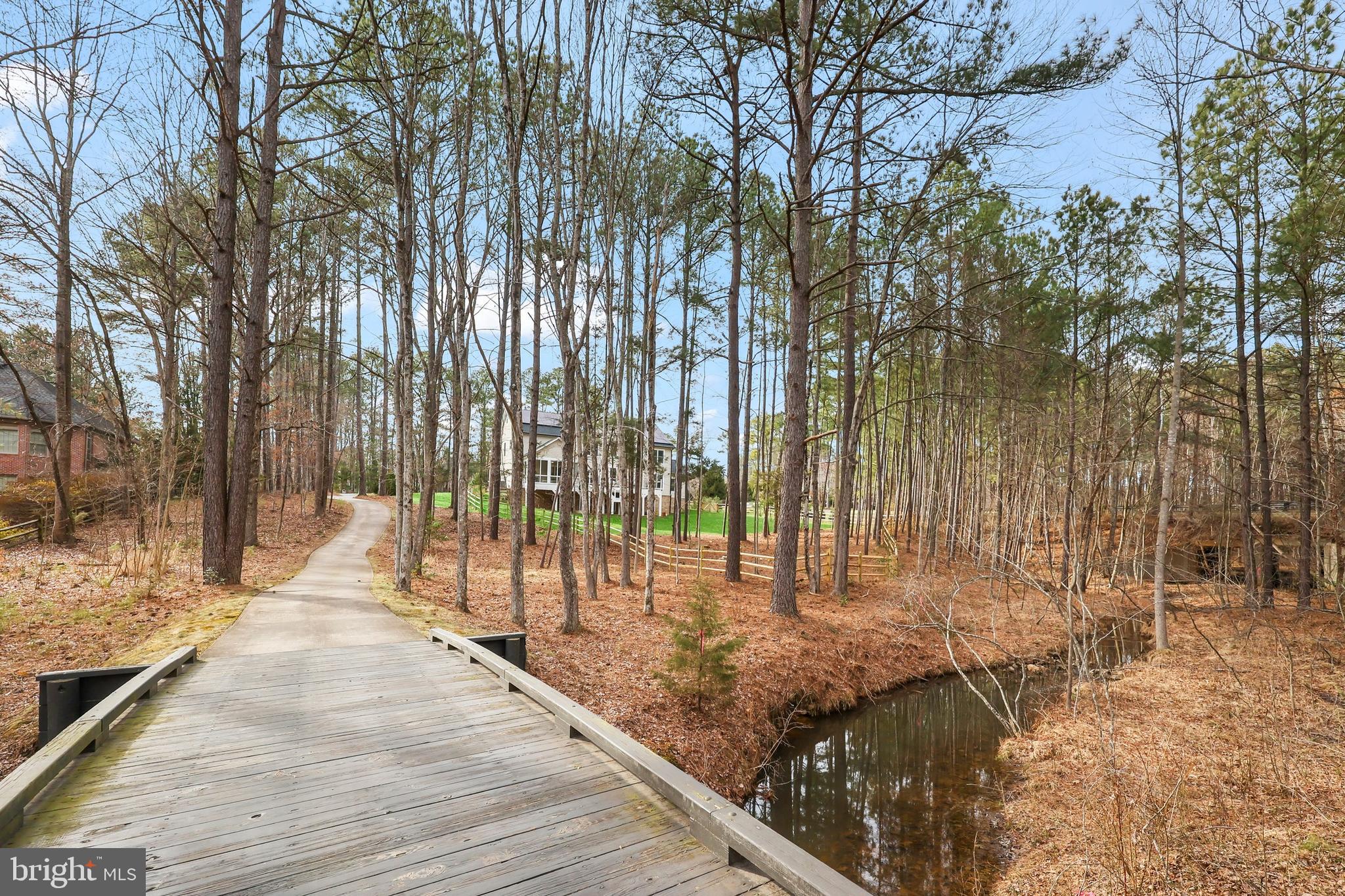 FAWN LAKE - Residential