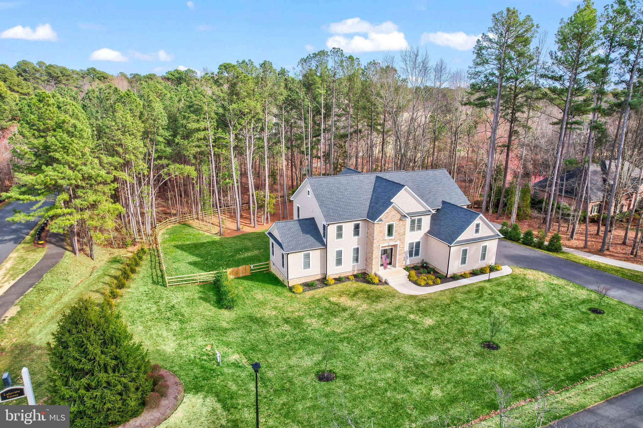 FAWN LAKE - Residential